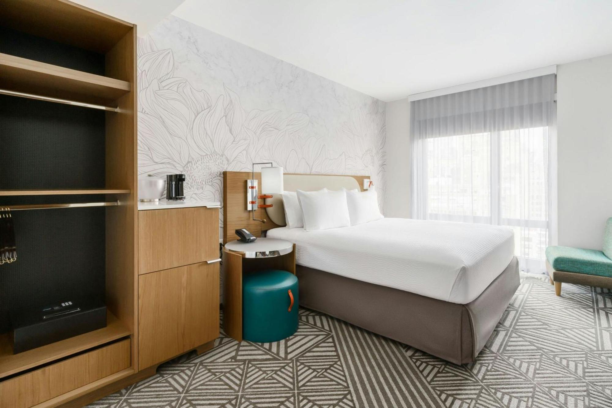 Springhill Suites By Marriott New York Manhattan Chelsea Exterior photo