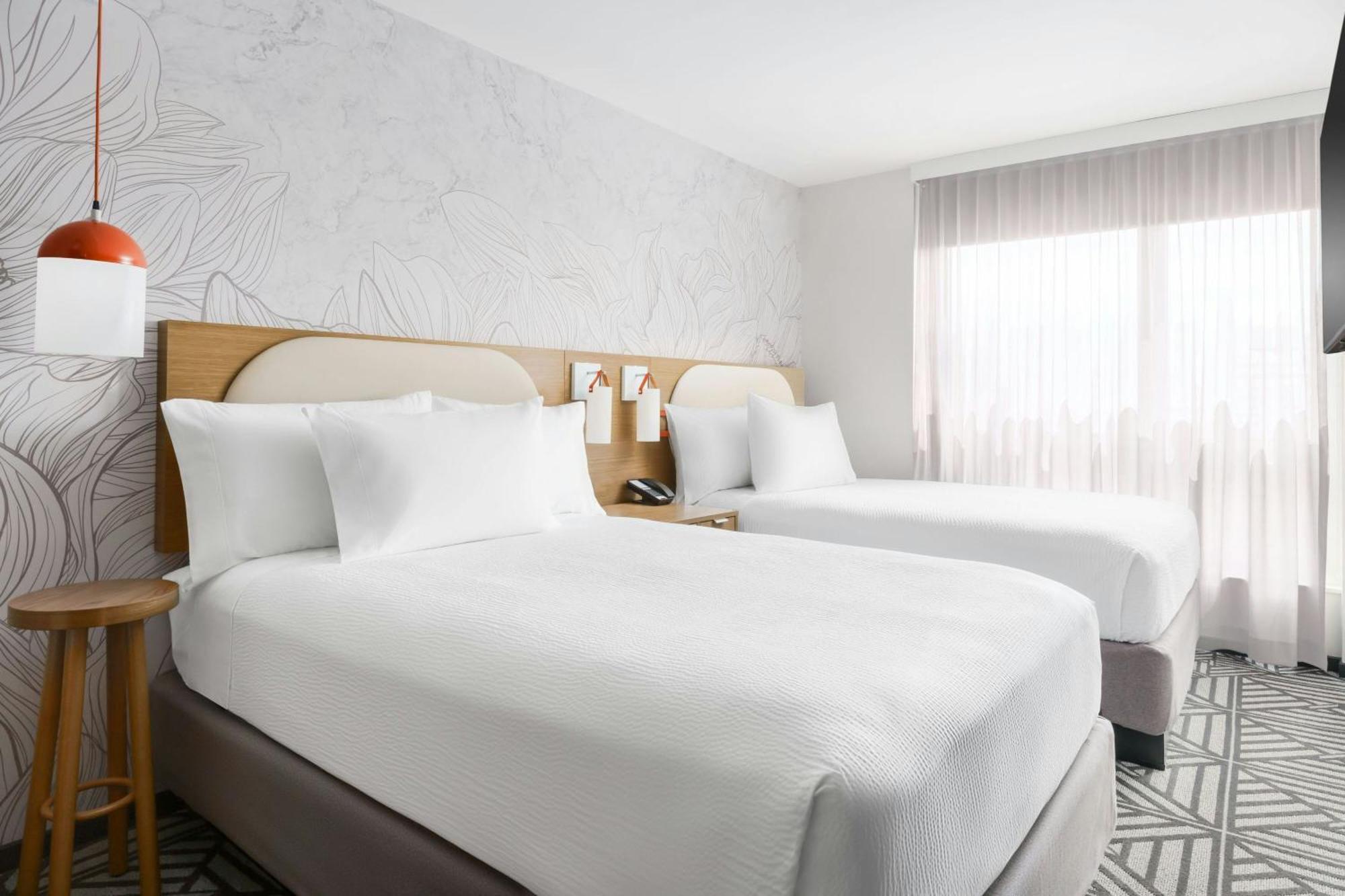 Springhill Suites By Marriott New York Manhattan Chelsea Exterior photo